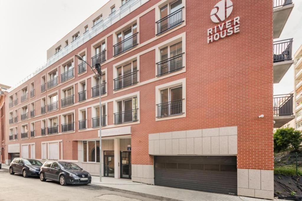 Modern Riverside Apartment With Free Parking Space Szczecin Exteriör bild
